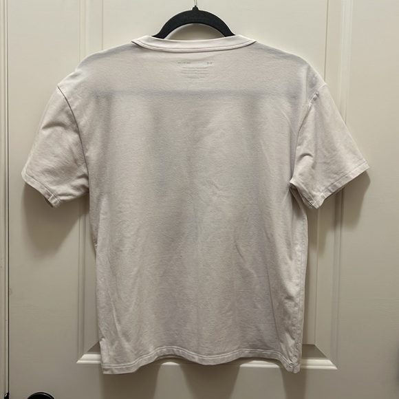 Under Armour T-Shirt - Picture 3 of 3